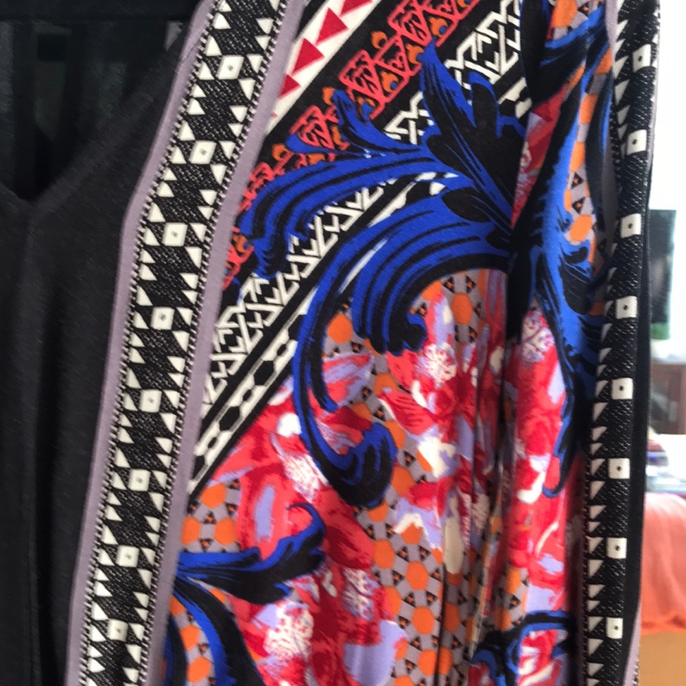 Colorful Romper - Picture 2 of 4